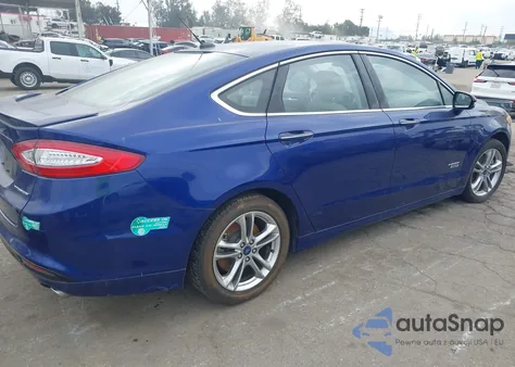 2015 Ford Fusion Energi Titanium from USA, damaged, VIN 3FA6P0SU2FR128700